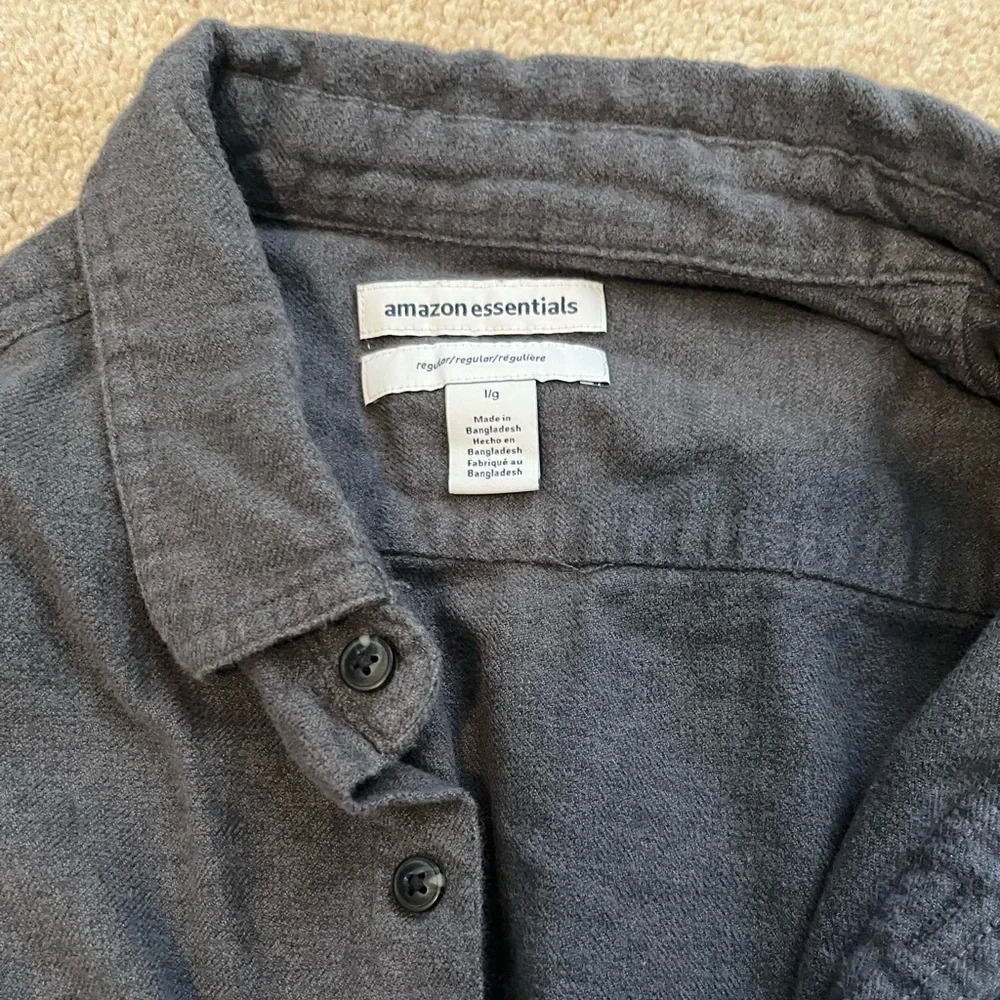 Amazon Essentials Men’s Flannel - Picture 2 of 9